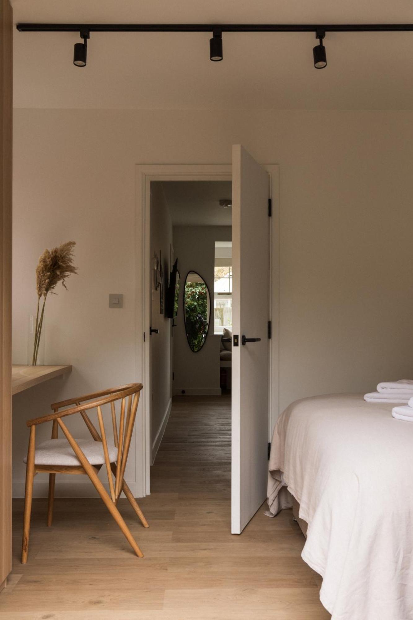 Japandi 1br Designer Flat With Private Garden Oxford